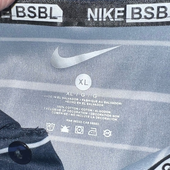 NWT Chicago White Sox Nike Polo - Picture 7 of 8